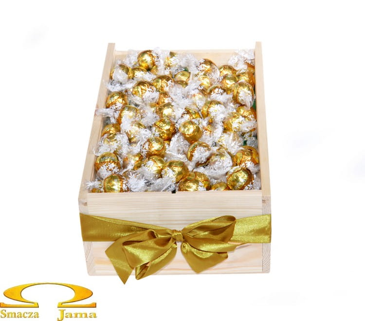 Chest of pralines Lindt Lindor White Truffles 1kg